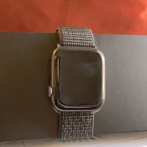 Apple Watch Series 4